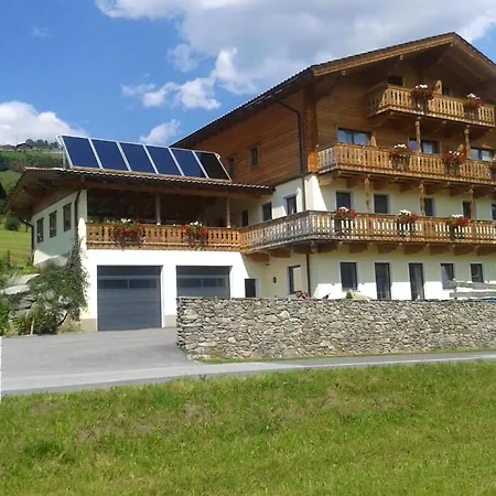 Bio Bergbauernhof In Jochbergthurn *